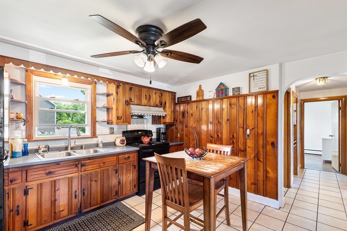 1096 Taunton Ave, Seekonk, MA, 1096 Taunton Ave, Seekonk, MA Photo #16