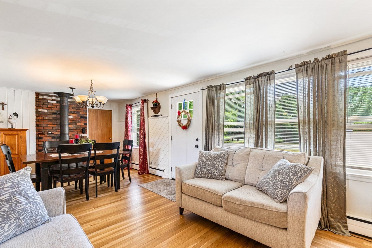 1096 Taunton Ave, Seekonk, MA, 1096 Taunton Ave, Seekonk, MA Photo #6