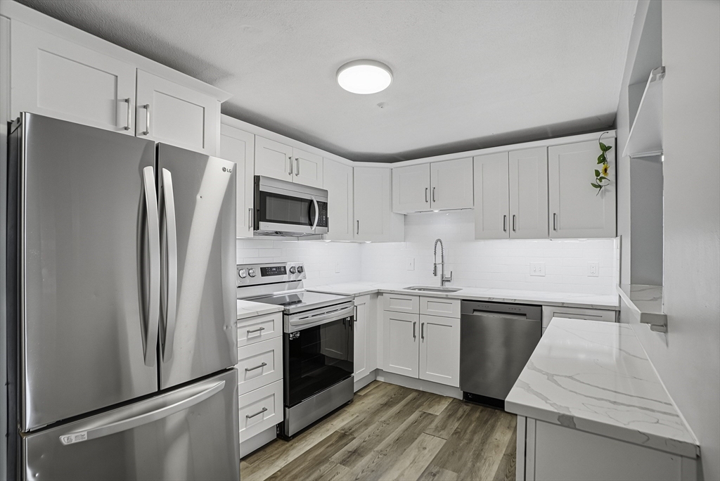 26 Williamsburg Ct 12