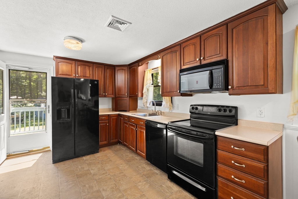 25 Palmer Mill Rd