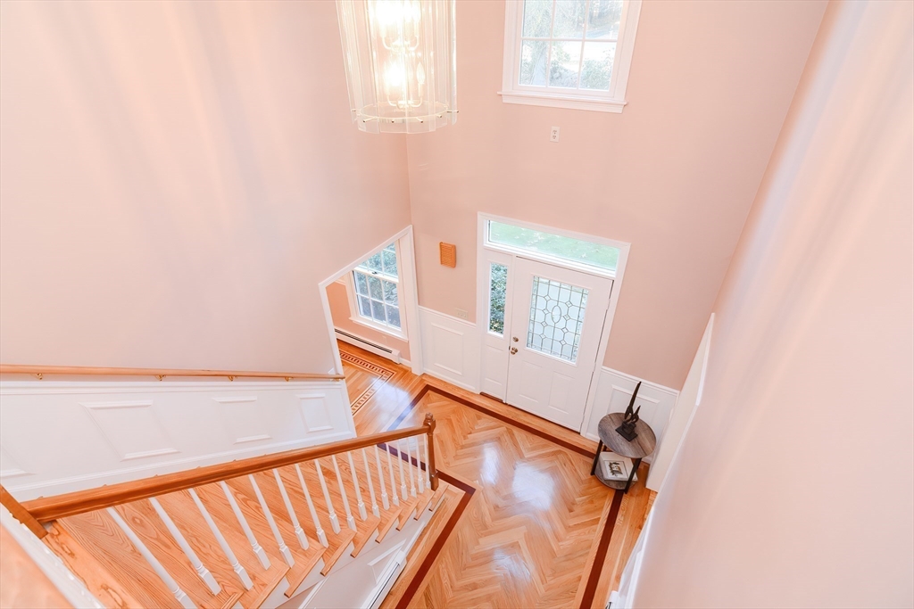 Upton, Massachusetts 01568, United States, 4 Bedrooms Bedrooms, ,3 BathroomsBathrooms,Residential,Active,37198