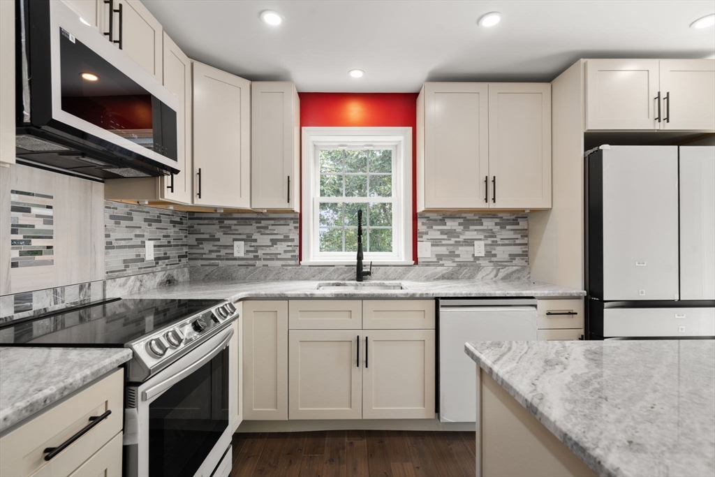 36 Summit  St B