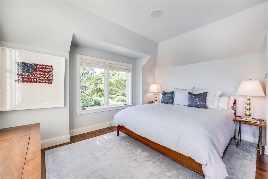 Yarmouth, Massachusetts 02673, United States, 4 Bedrooms Bedrooms, ,5 BathroomsBathrooms,Residential,Active,111011