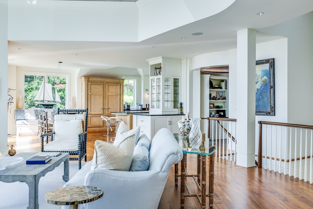 Yarmouth, Massachusetts 02673, United States, 4 Bedrooms Bedrooms, ,5 BathroomsBathrooms,Residential,Active,111011