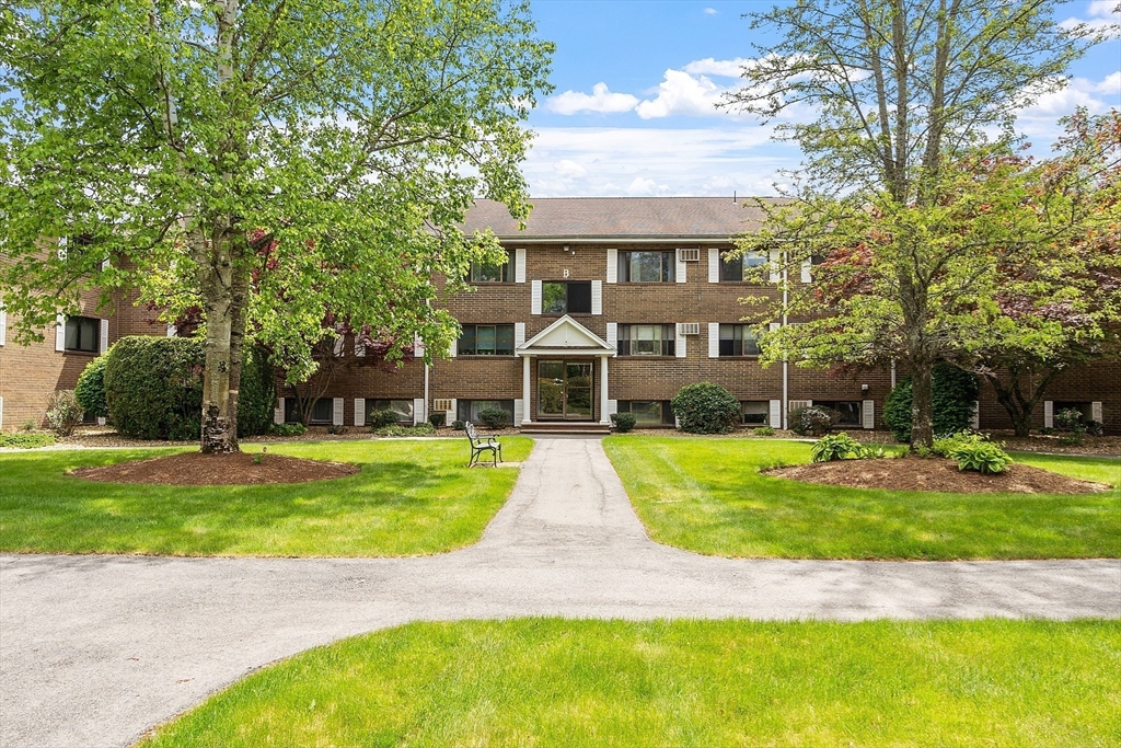 45 Macy St B-205