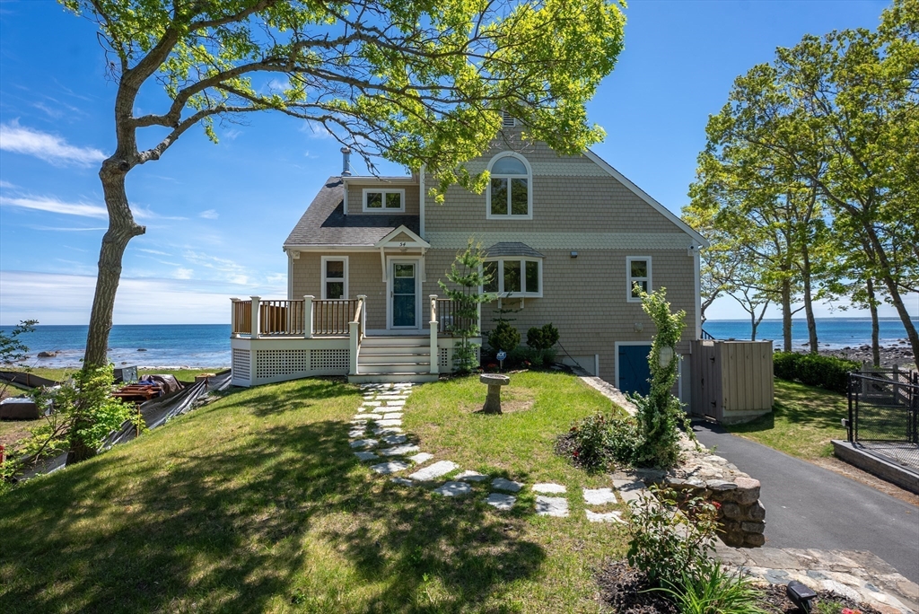 54 Harlows Landing