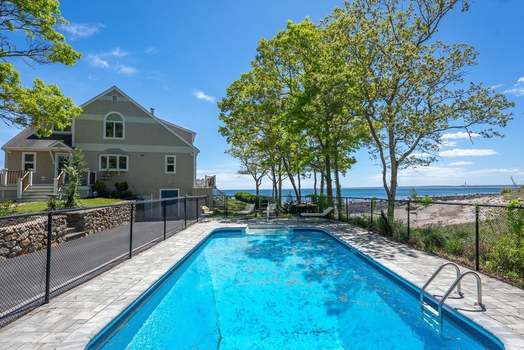 54 Harlows Landing