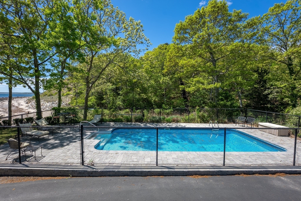 54 Harlows Landing