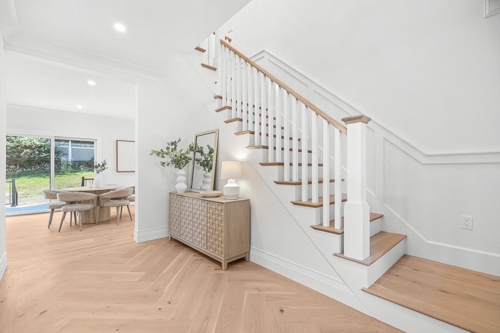 7 Hutchinson Road
