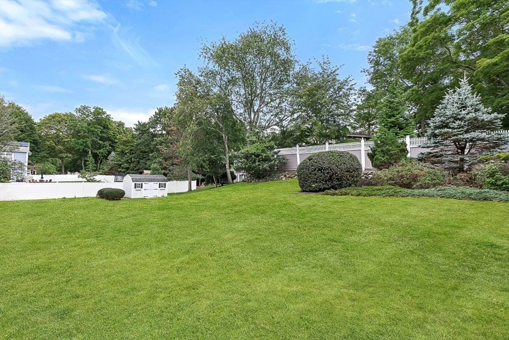7 Hutchinson Road