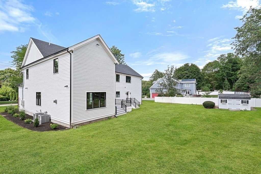 7 Hutchinson Road, Winchester, MA, 7 Hutchinson Road, Winchester, MA Photo #41