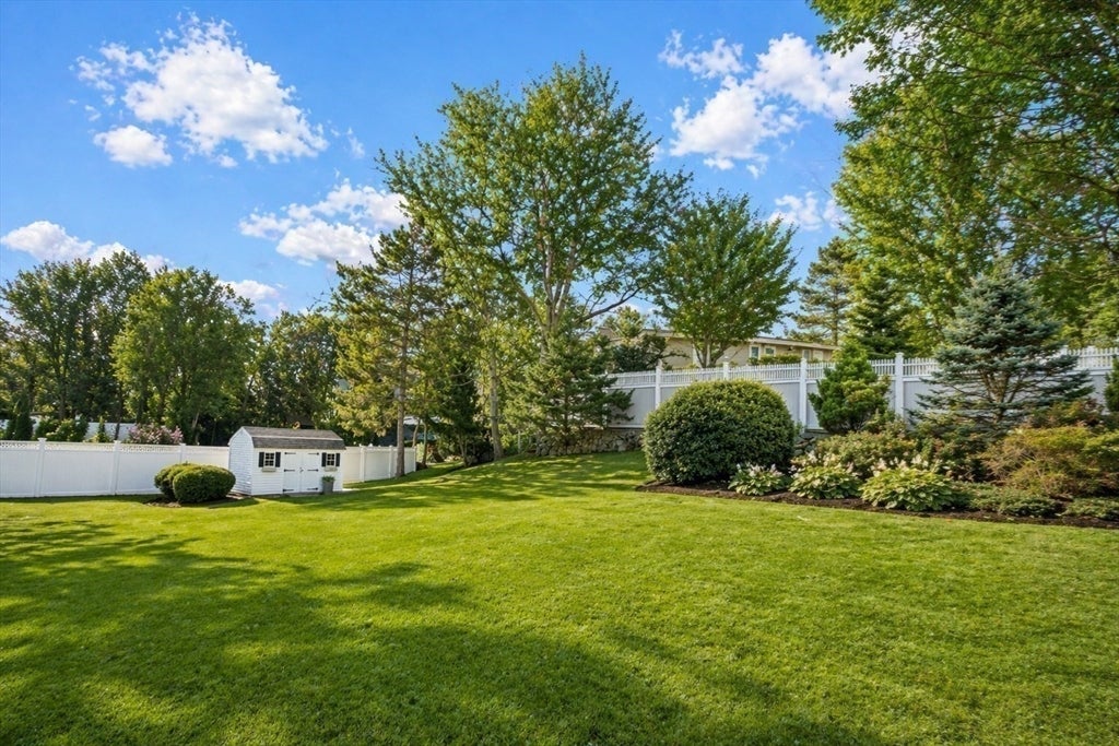 7 Hutchinson Road, Winchester, MA, 7 Hutchinson Road, Winchester, MA Photo #40