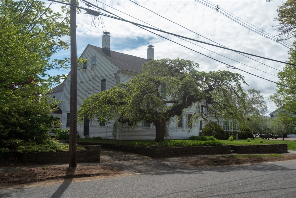 82 Petersham Rd