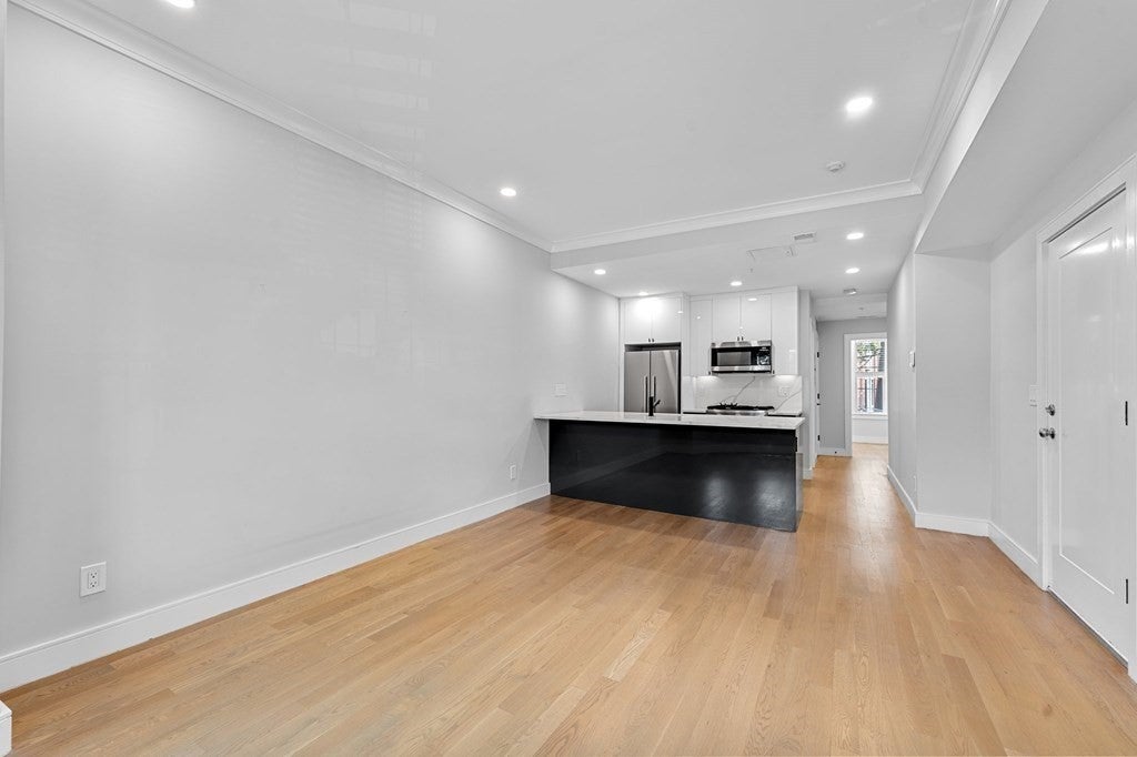 535 Newbury St #2, Boston, MA, 535 Newbury St #2, Boston, MA Photo #1