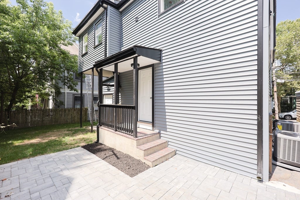11 Watson St #2, Somerville, MA Photo #25