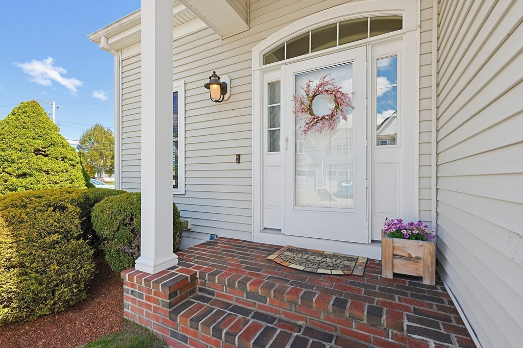 20 Cedarview Cir #20, Milford, MA Photo #2