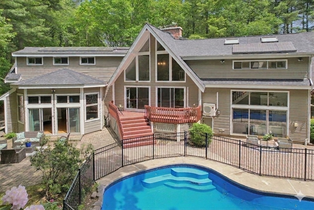 10 Cold Harbor Drive