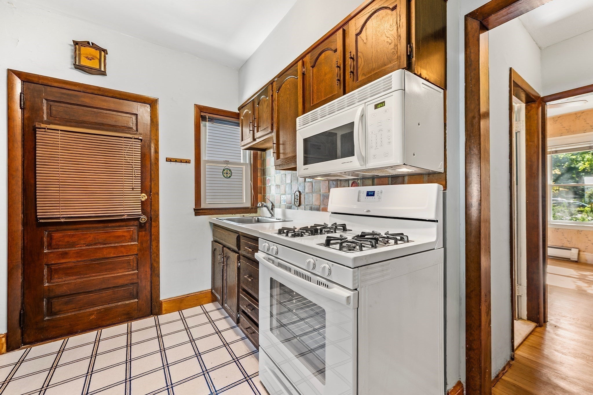 10 Joyce Kilmer Rd, Boston, MA, 10 Joyce Kilmer Rd, Boston, MA Photo #7
