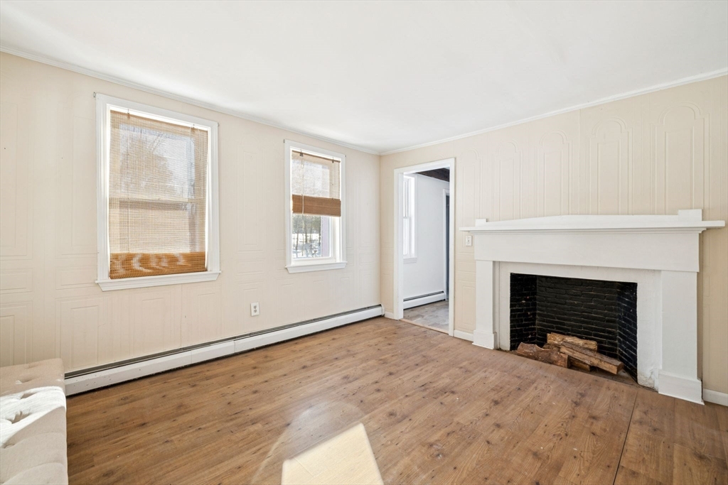 86 Elm St