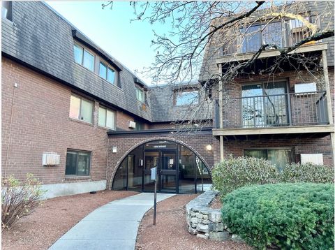 688 Boston Post Rd E 228 Marlborough MA 01752