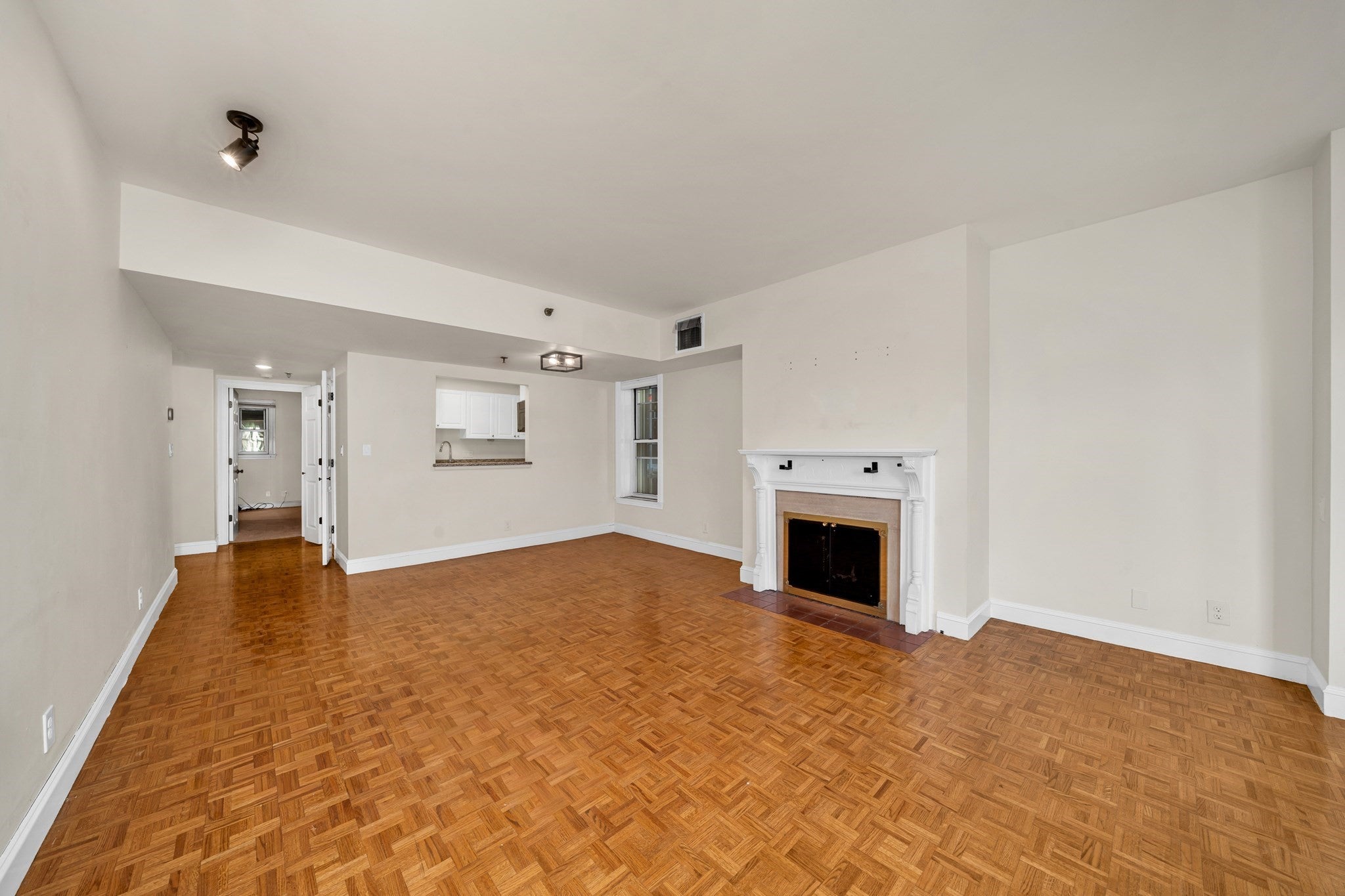 416 Commonwealth Ave #212, Boston, MA, 416 Commonwealth Ave #212, Boston, MA Photo #3
