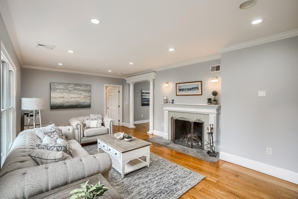 247 Forest Ave