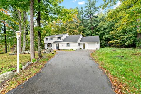 691 Dennison Dr Southbridge MA 01550