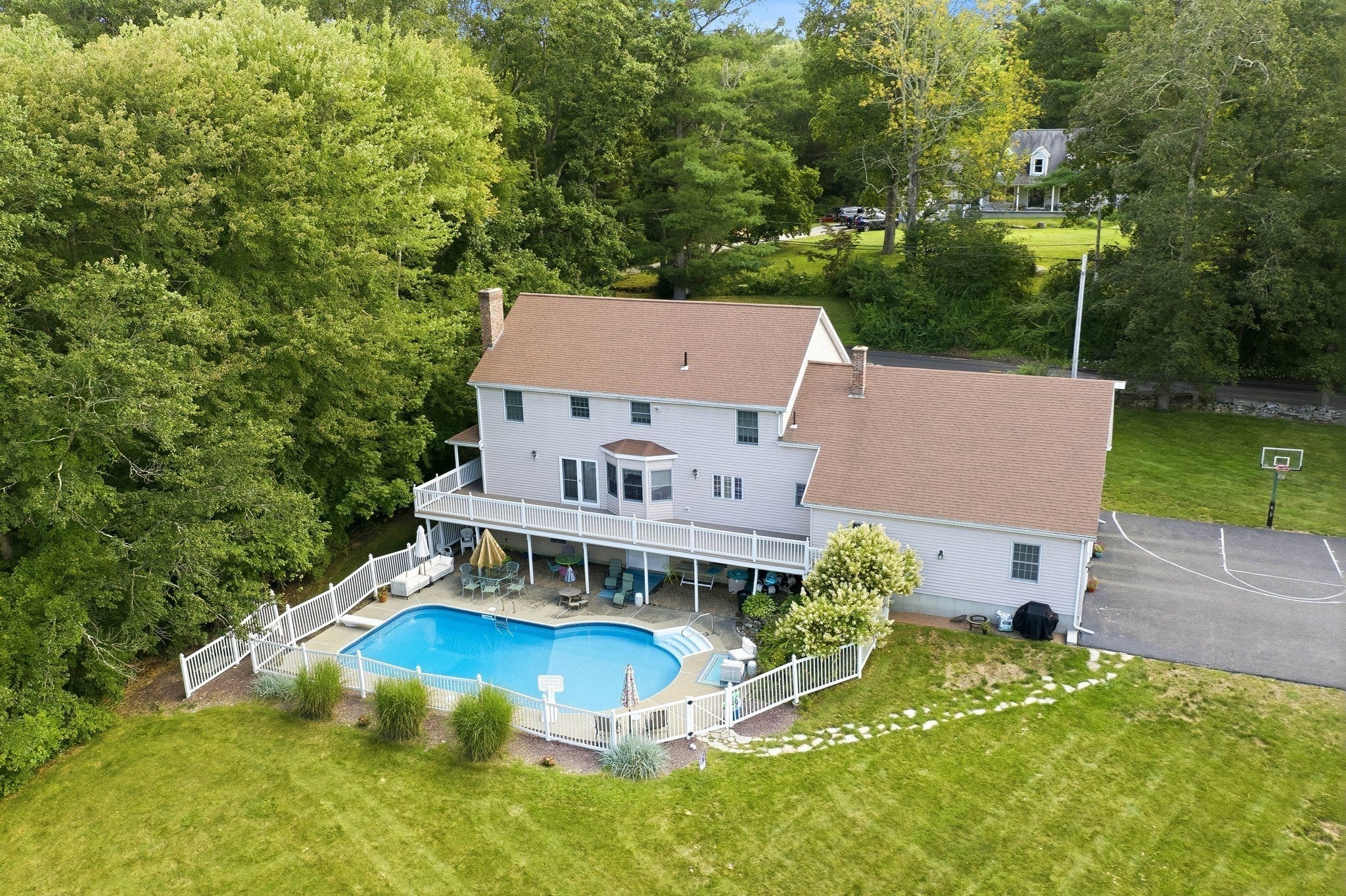 354 South St, Auburn, MA Photo #17