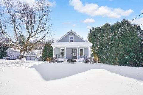 Photo of 62 Cooley Ave, East Longmeadow, MA 01028 (MLS # 73474088)