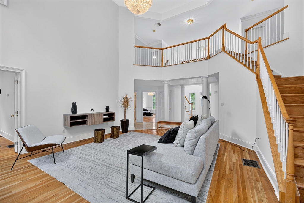 4 Summit Way 1