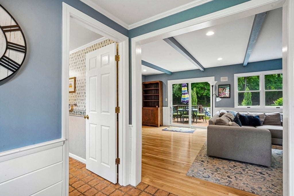 2 Berkley Cir