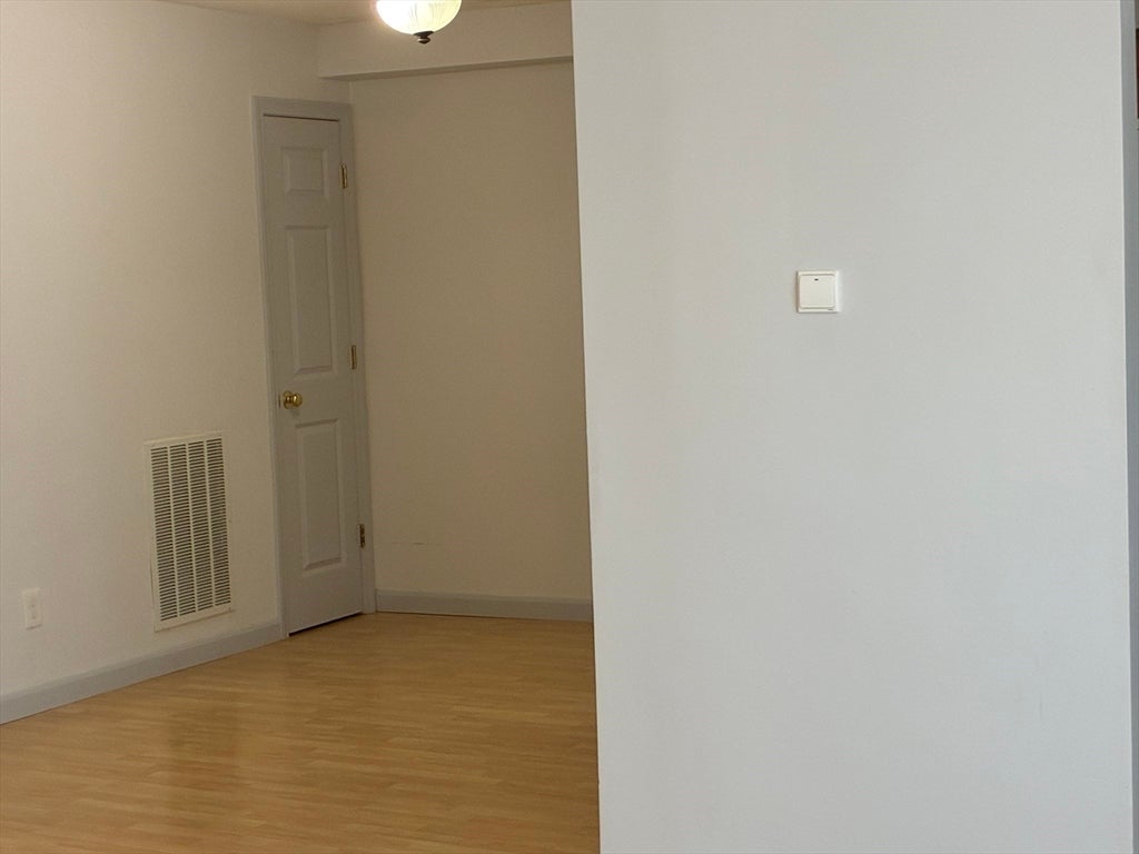 26 Beacon 17A