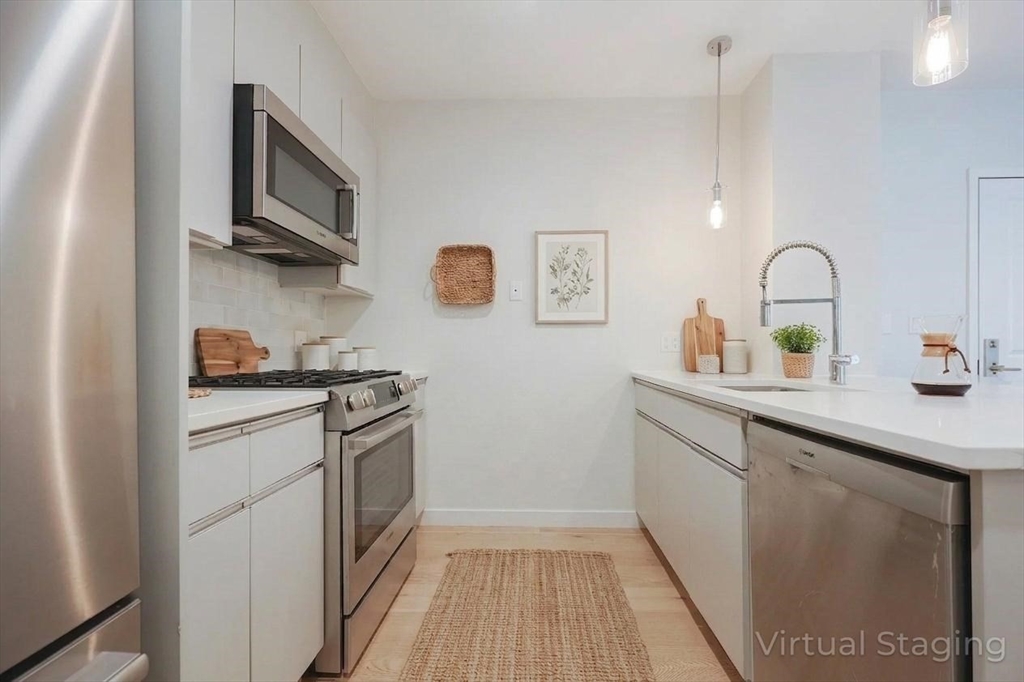 16 Boardman Street 303