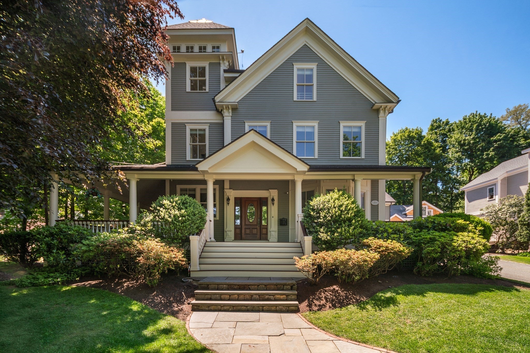 Photo of 14 Winthrop St, Newton, MA