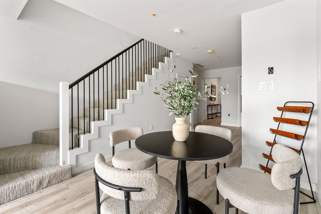 602 Canterbury 5