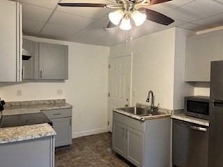 261 Pulaski Blvd 2-R