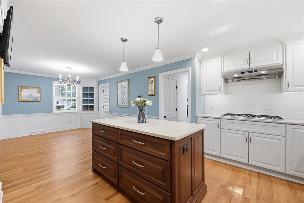 73 Duxbury Lane
