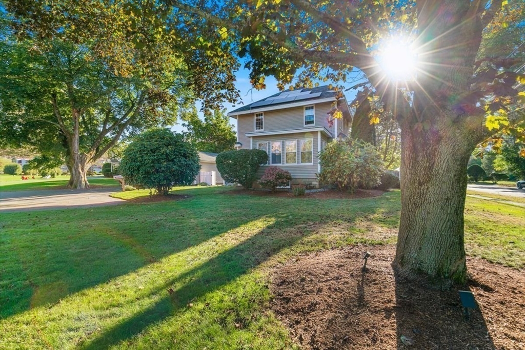 36 Lowell Ave