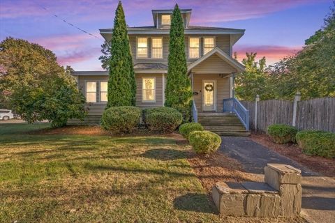 36 Lowell Ave Haverhill MA 01832