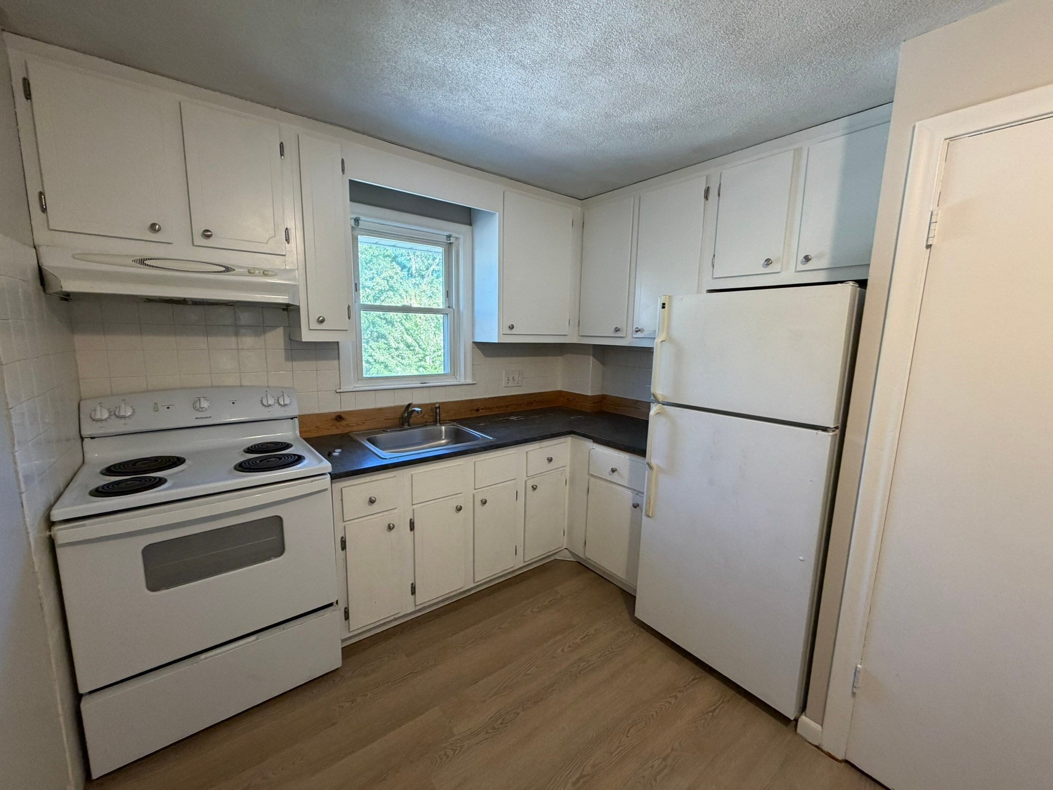 83 Pleasant St, Marlborough, MA, 83 Pleasant St, Marlborough, MA Photo #8