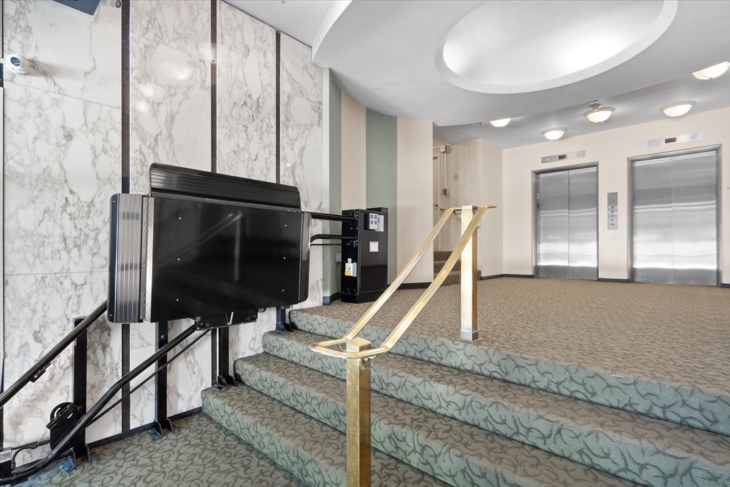 80 Salisbury St 101