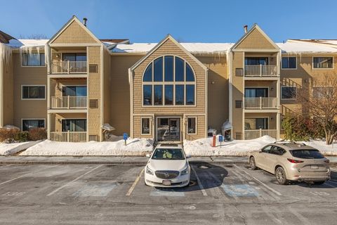 Photo of 109 Hunters Run Place #109, Haverhill, MA 01832 (MLS # 73477452)