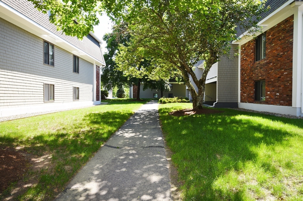 220 Bedford St F4