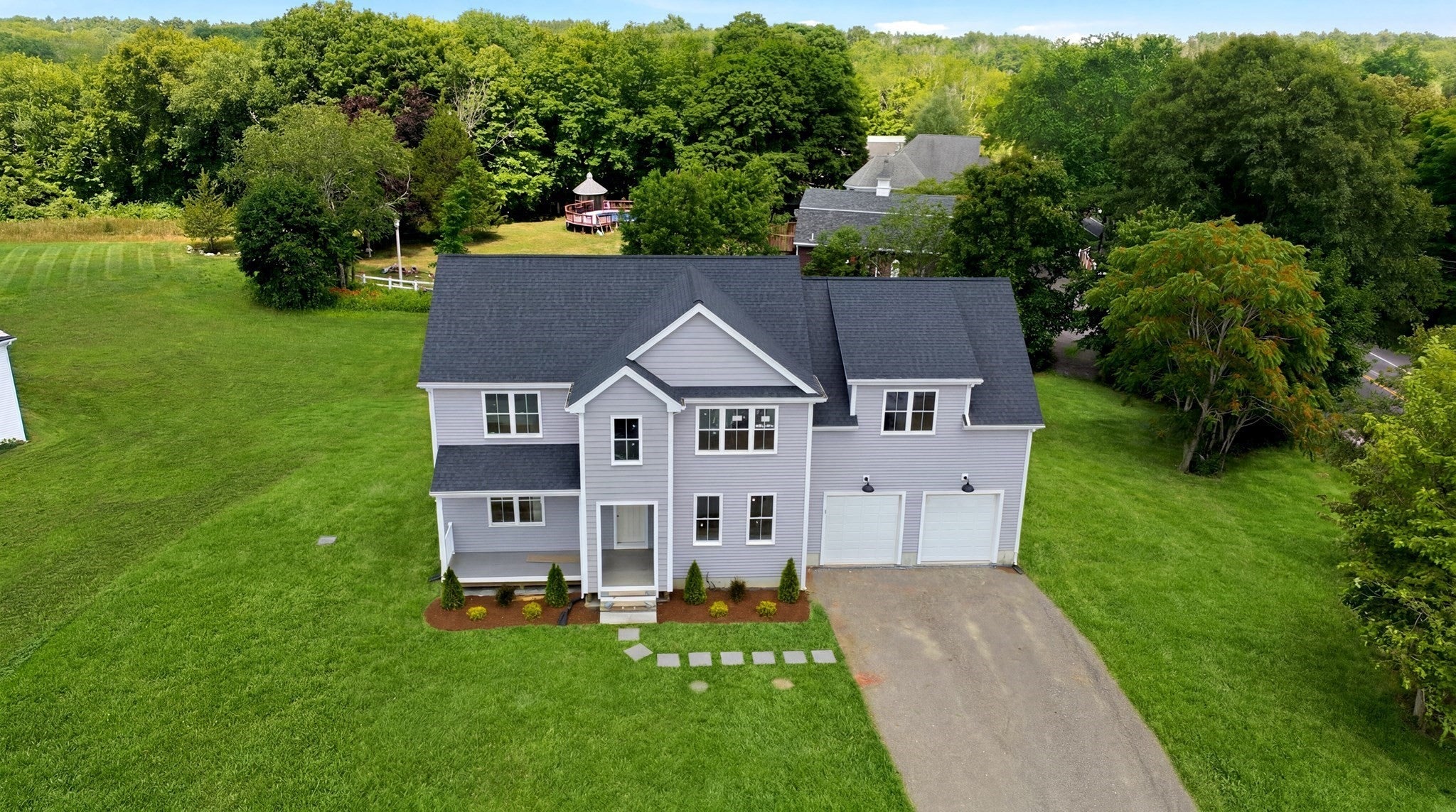 2 Jeffrey Drive