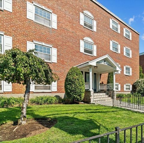 48 Coffey St 10D Boston MA 02122