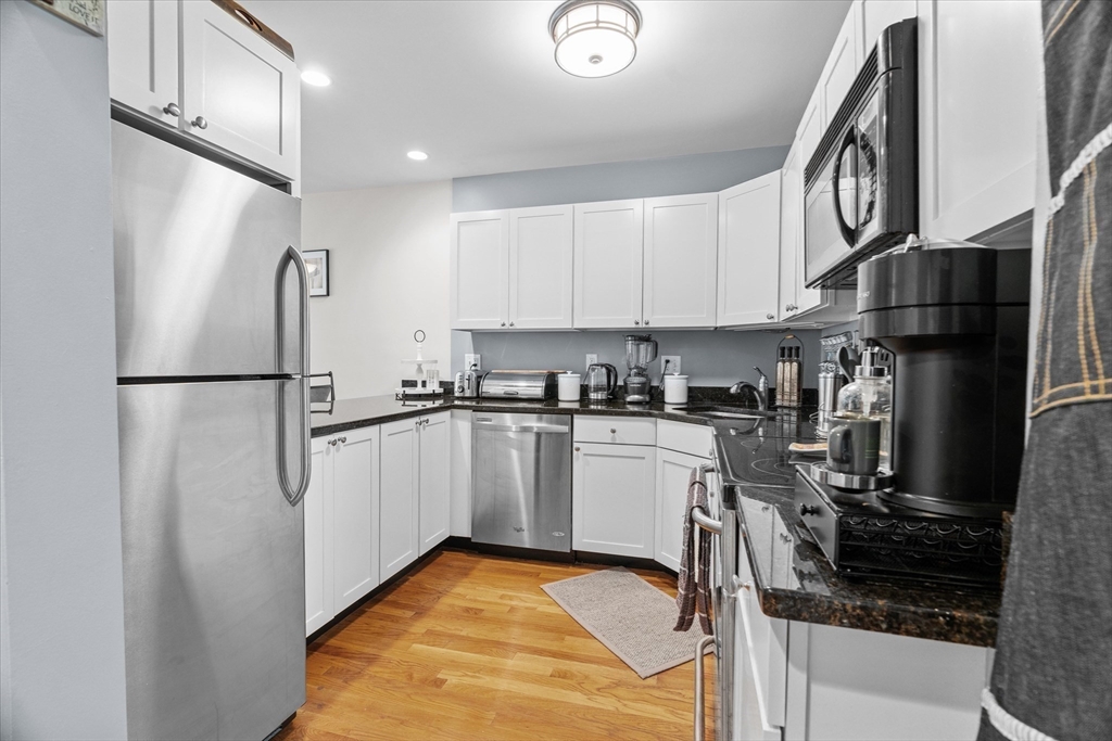 48 Coffey St 10D