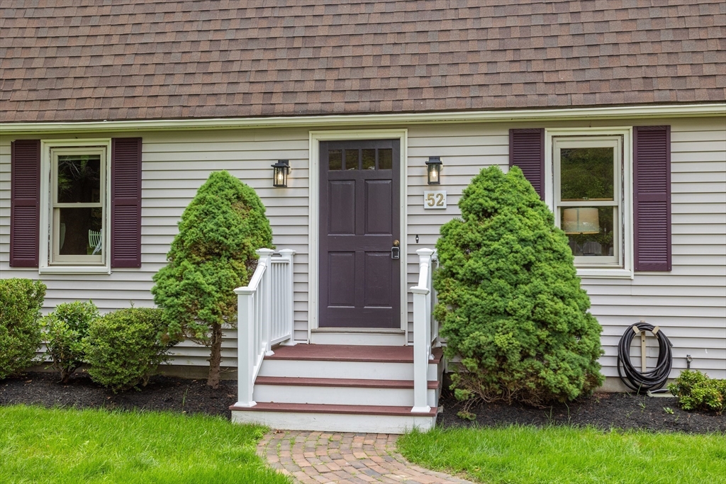 52 Diana Dr