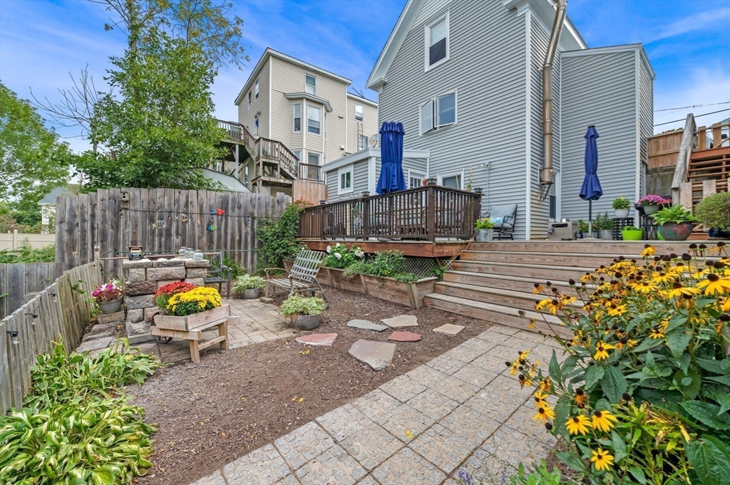 24 Millett St