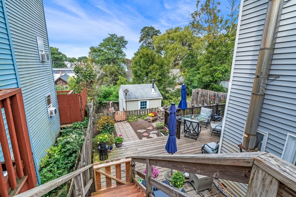 24 Millett St
