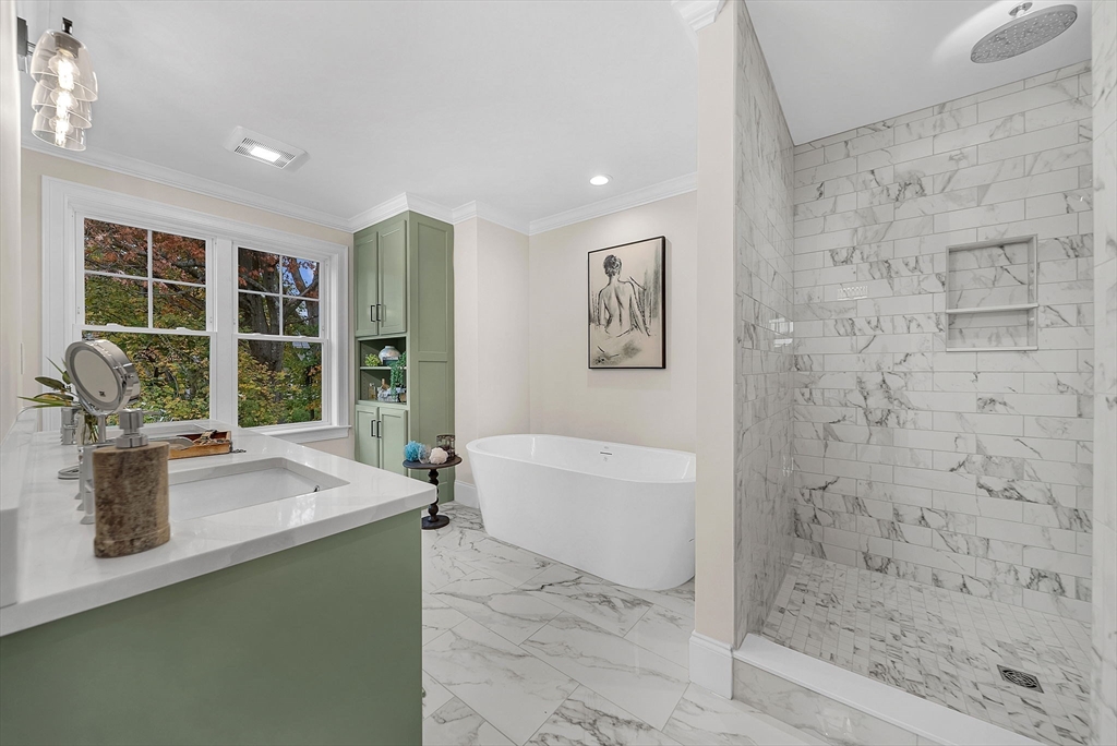 Needham, Massachusetts 02492, United States, 4 Bedrooms Bedrooms, ,5 BathroomsBathrooms,Residential,Active,238965